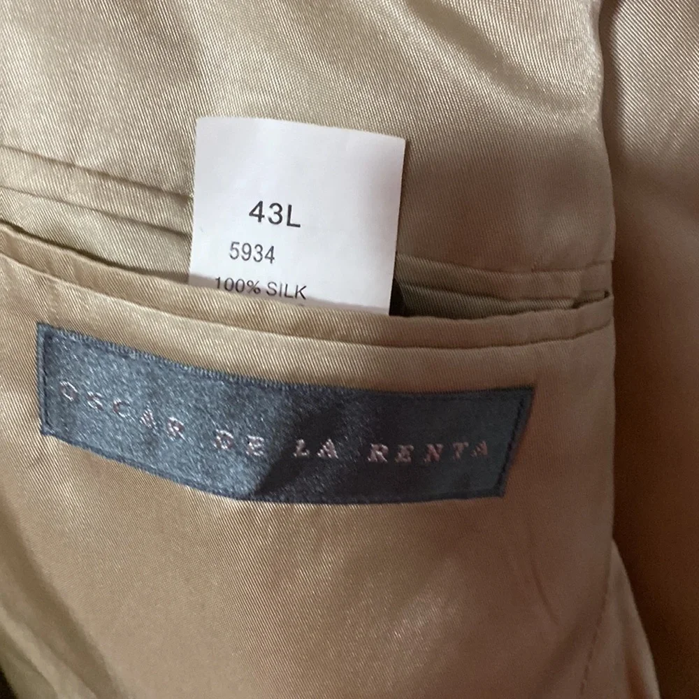 Vintage Oscar De La Renta Beige Silk‎ Blazer